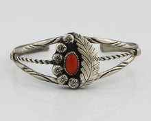 Navajo Handmade Bracelet 925 Silver Natural Red Coral Native American Artist C80
