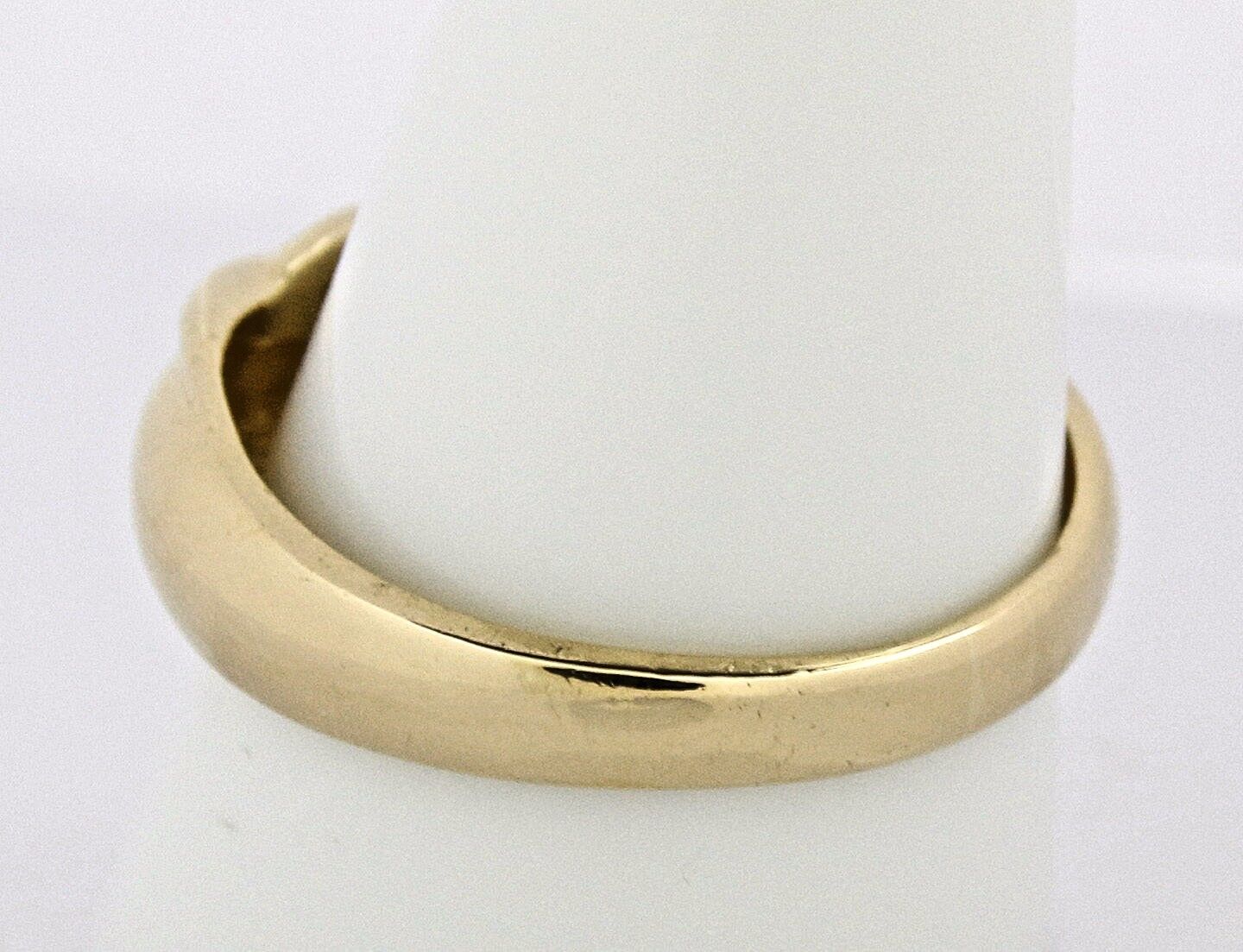 Men's 1/10 tcw Diamond Band in 14k Solid Yellow Gold