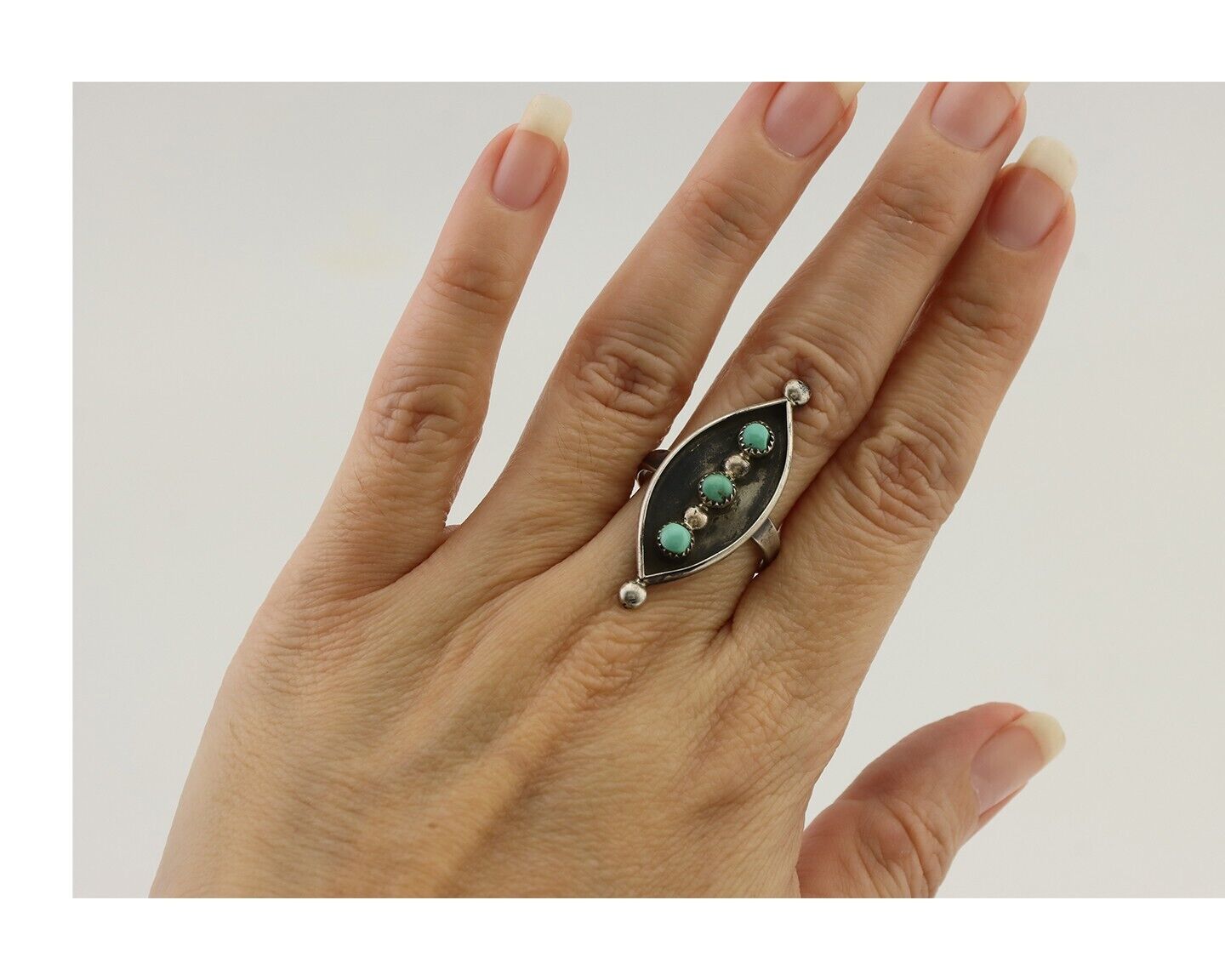 Vintage Navajo Ring 925 Silver Natural Turquoise Signed AZ9-AD Size 7.75