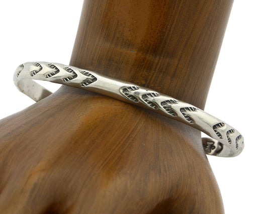 Navajo Bracelet .925 Silver Hand Stamped Arrow Head Artist I Montoya C80s