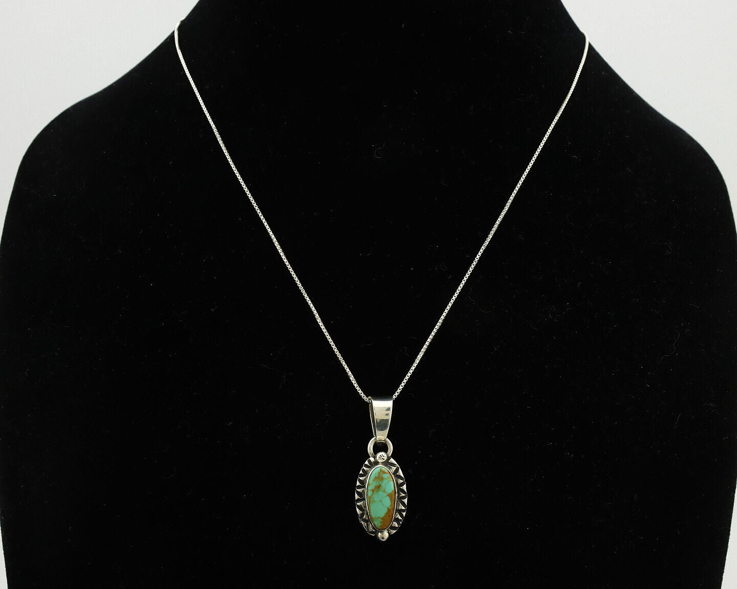 Navajo Necklace .925 Silver Arizona Turquoise Signed Gecko C.1980's