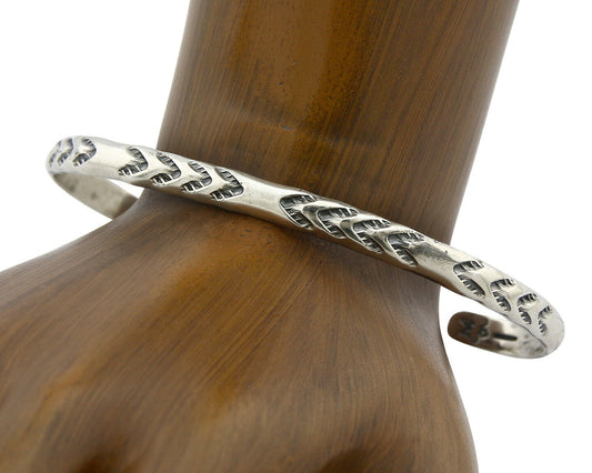 Navajo Bracelet .925 Silver Hand Stamped Arrow Head Artist I Montoya C80s