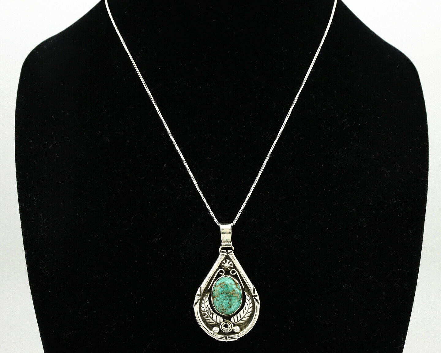 Navajo Necklace .925 Silver Kingman Turquoise Signed Tepee C.1980's