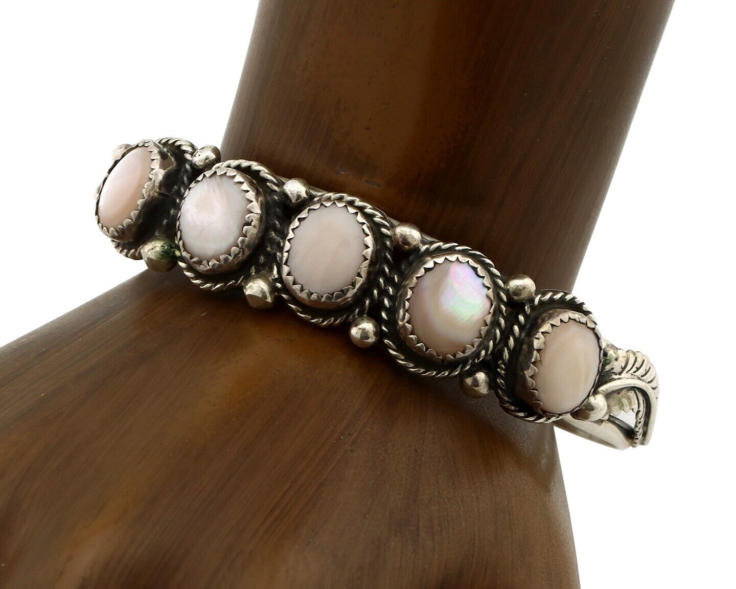 Women's Navajo Bracelet 925 Silver Natural Pink Mussel Native American C.80's