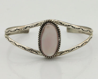 Women's Navajo Bracelet 925 Silver Natural Pink Mussel Native American C.80's