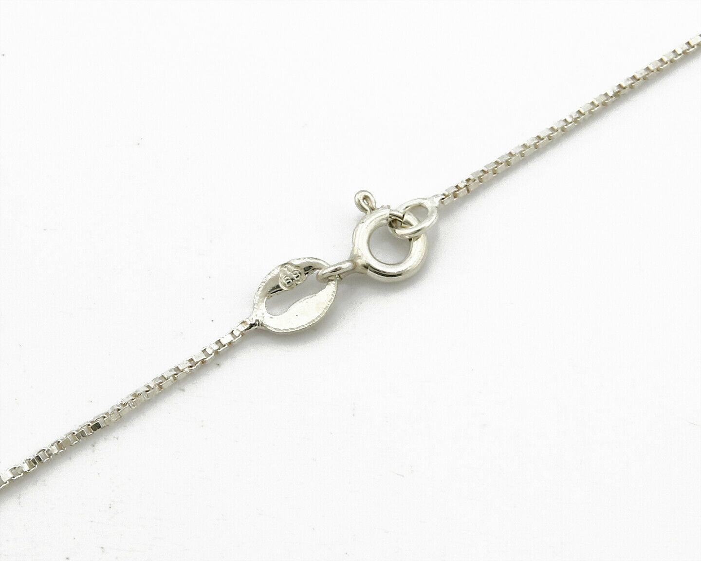 Women's Malachite Handmade Necklace .925 Silver Signed Circle J.W.
