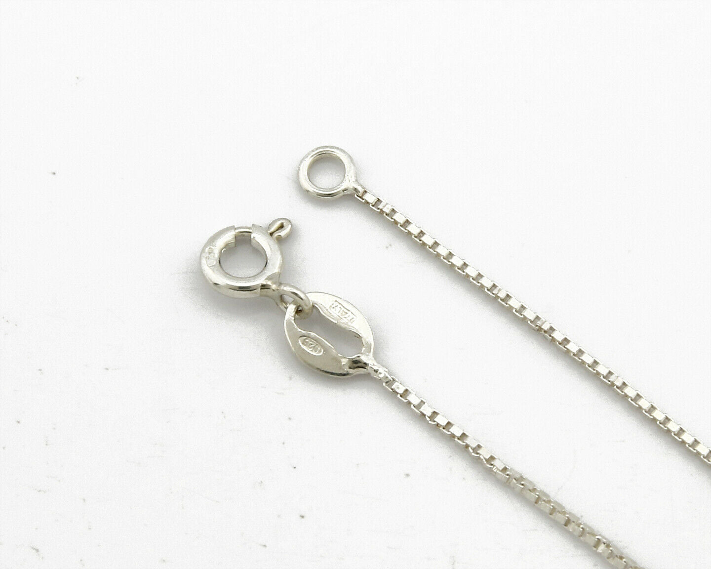 Women's Malachite Handmade Necklace .925 Silver Signed Circle J.W.