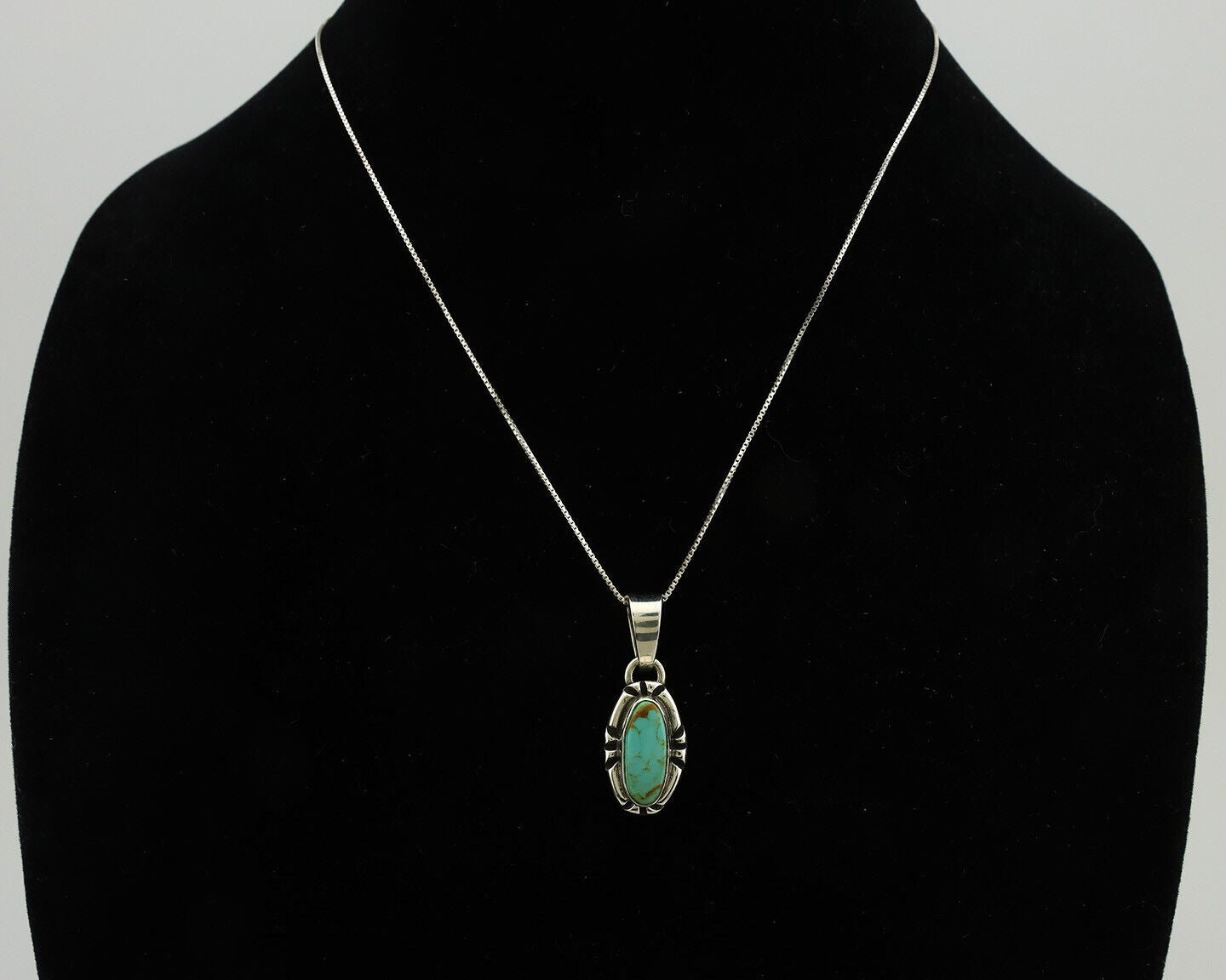 Navajo Necklace .925 Silver Arizona Turquoise Artist Gecko C.1980's