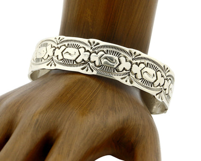 Women's Navajo Bracelet .925 Silver Handmade Cuff Native American Artist C.1980s