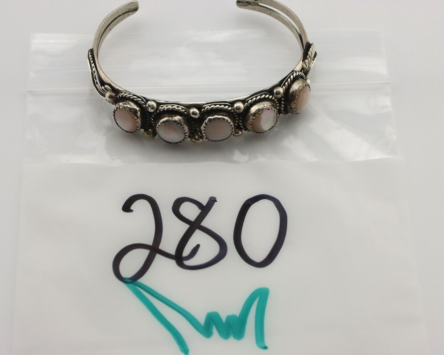 Women's Navajo Bracelet 925 Silver Natural Pink Mussel Native American C.80's