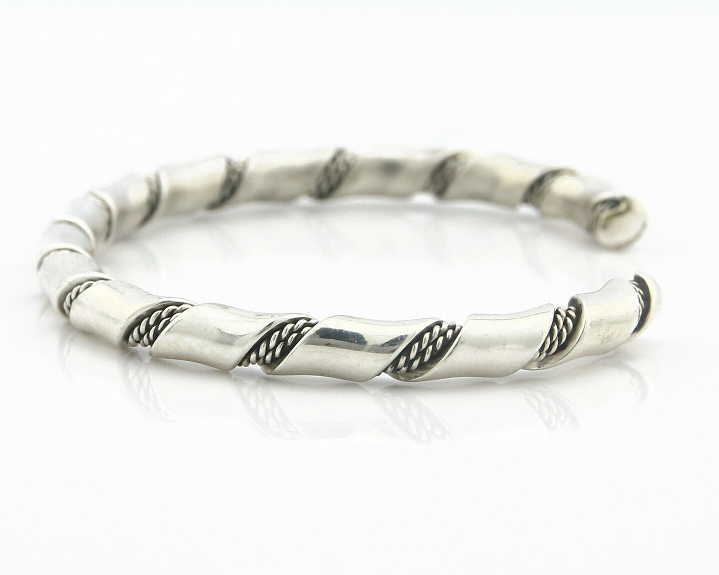 Navajo Bracelet .925 SOLID Silver Handmade Artist Tahe Circa Late 1980's