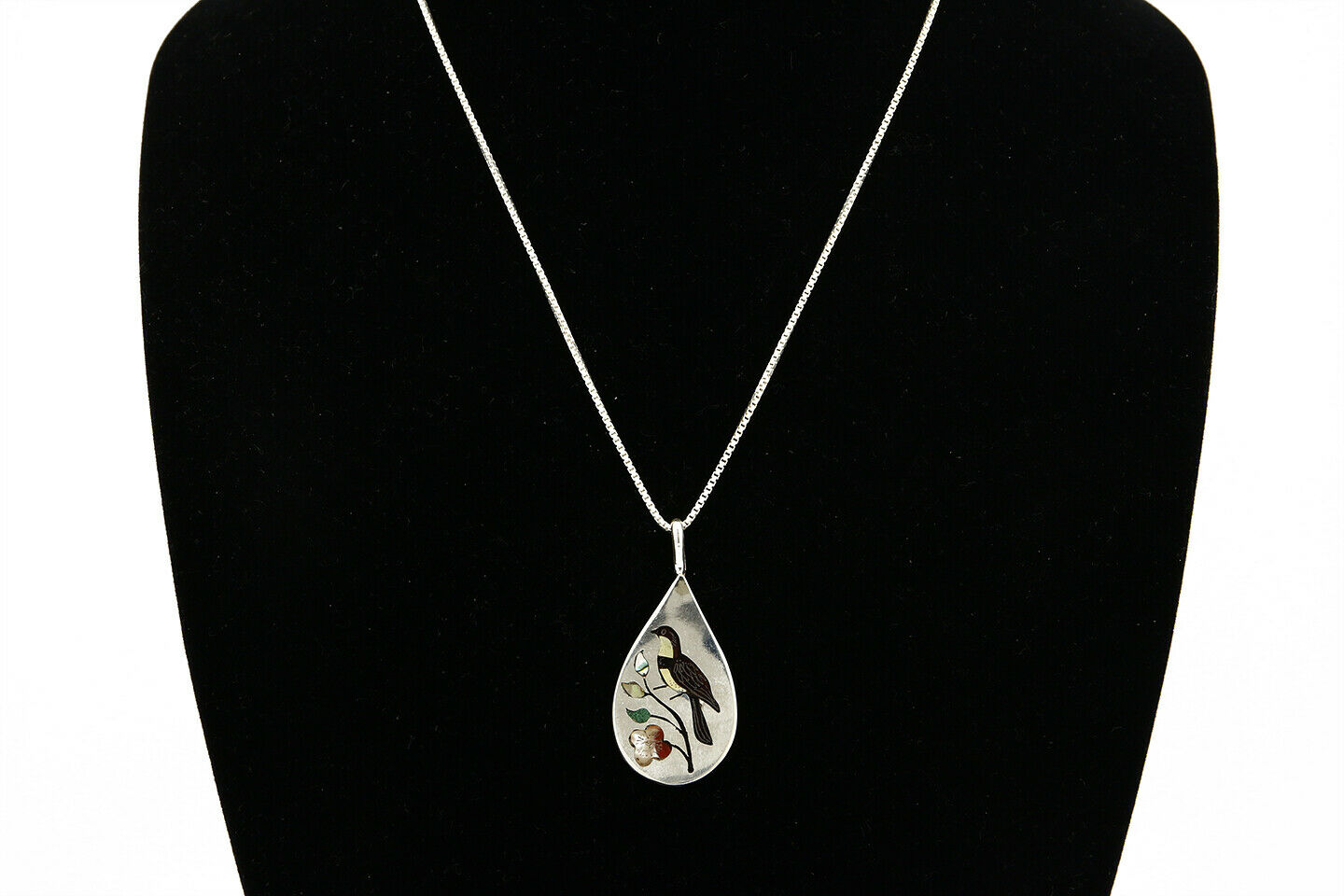 C.80-90's Navajo Henry & Linda BARBER .925 Silver Inlaid Sparrow Bird Necklace