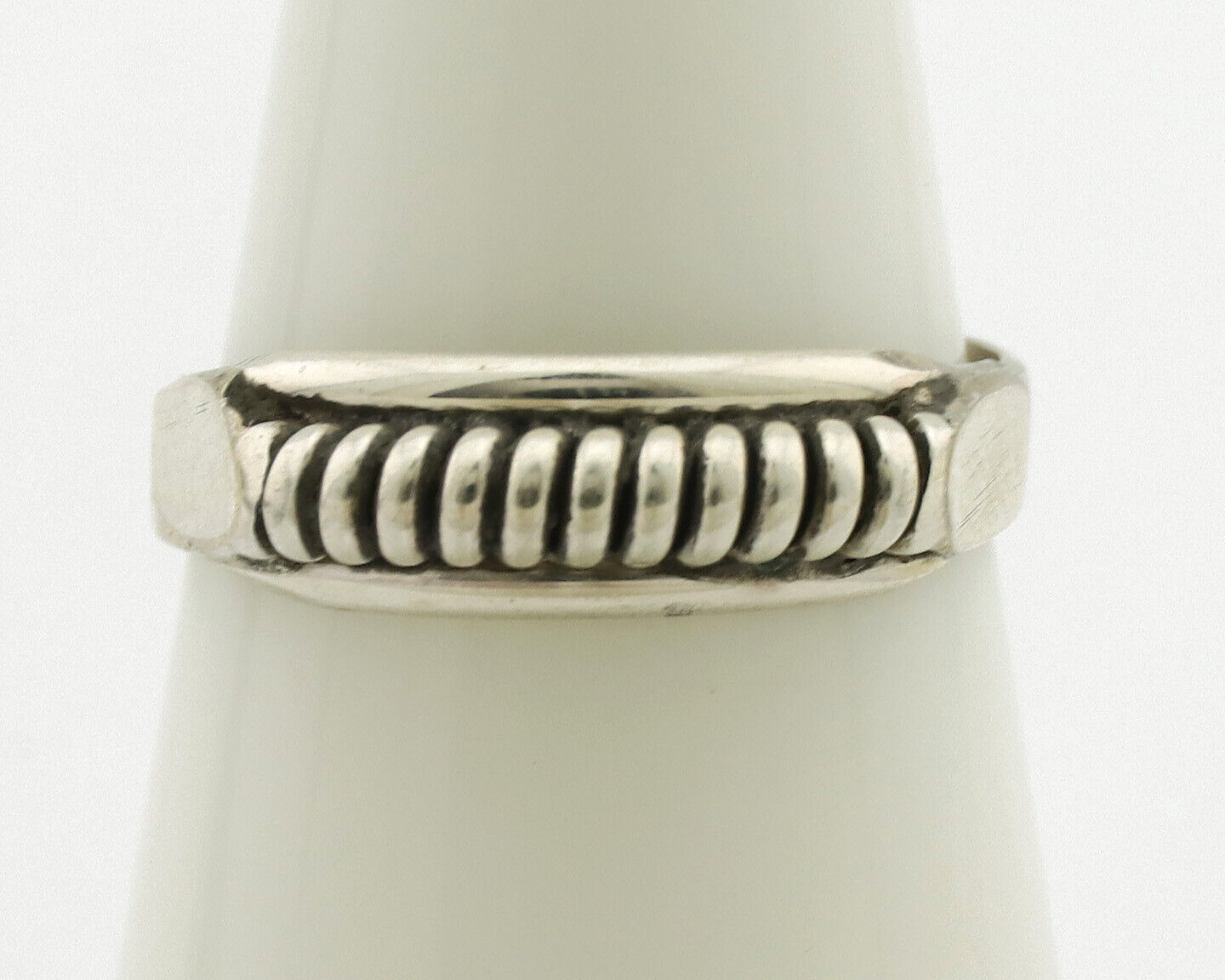 Navajo Ring .925 Silver Size 5.25 Handmade Native American Artist C.1980s