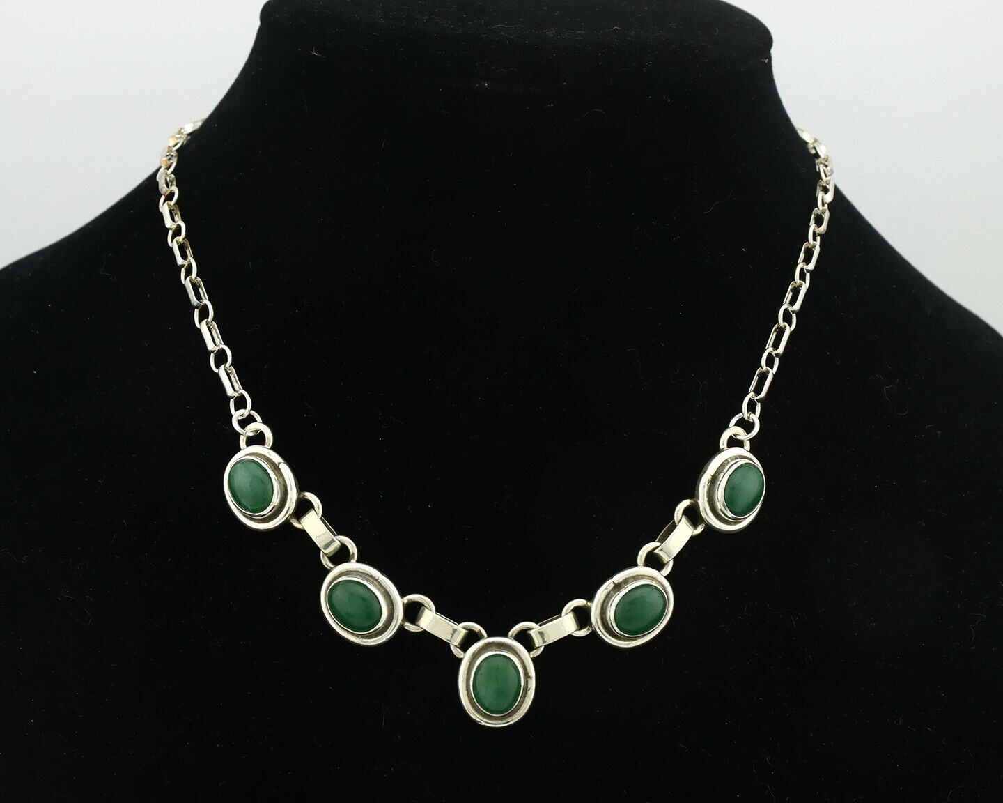 Navajo Necklace .925 Silver Natural Green Jade Native American Artist C.80's