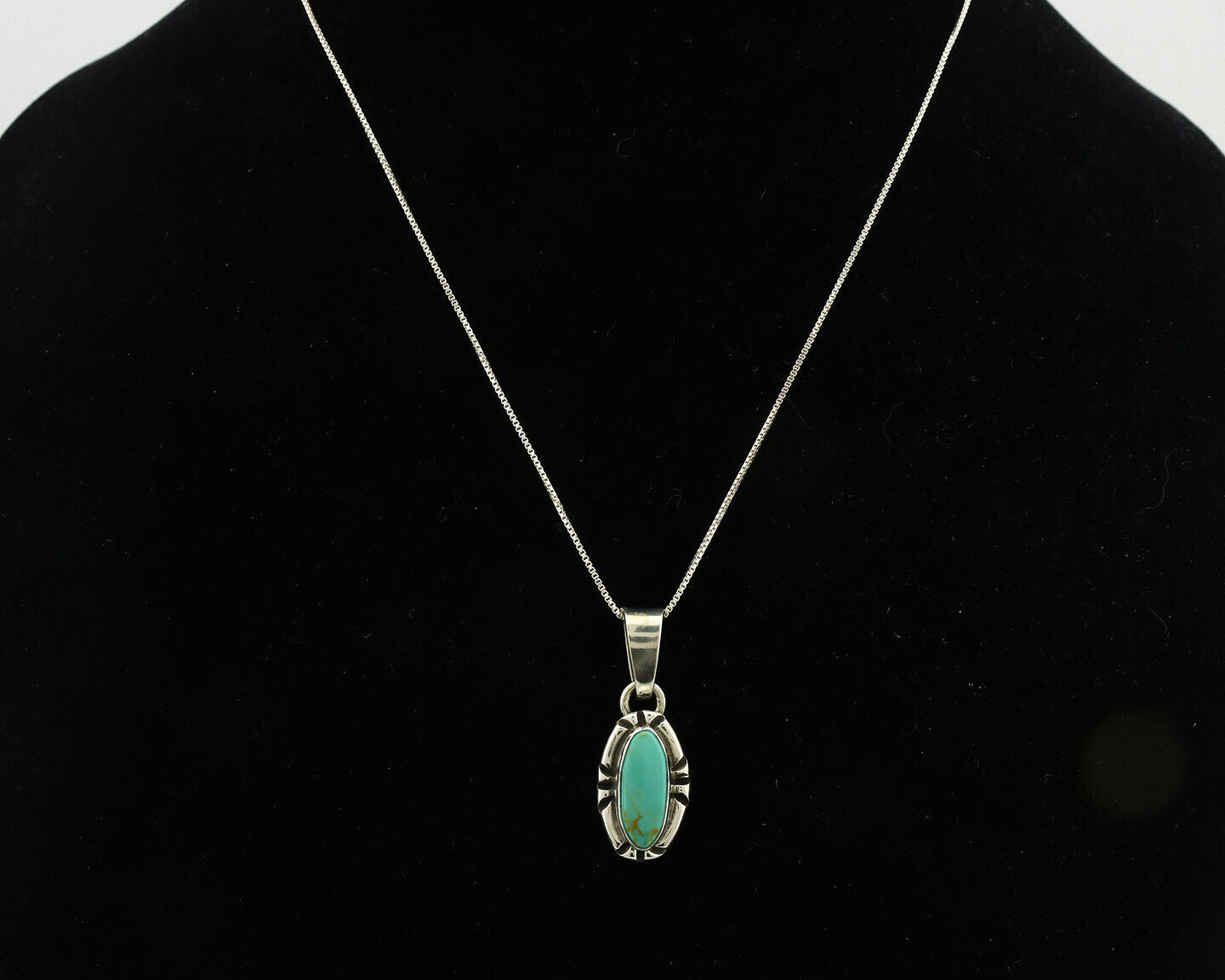 Navajo Necklace .925 Silver Arizona Turquoise Artist Gecko C.1980's