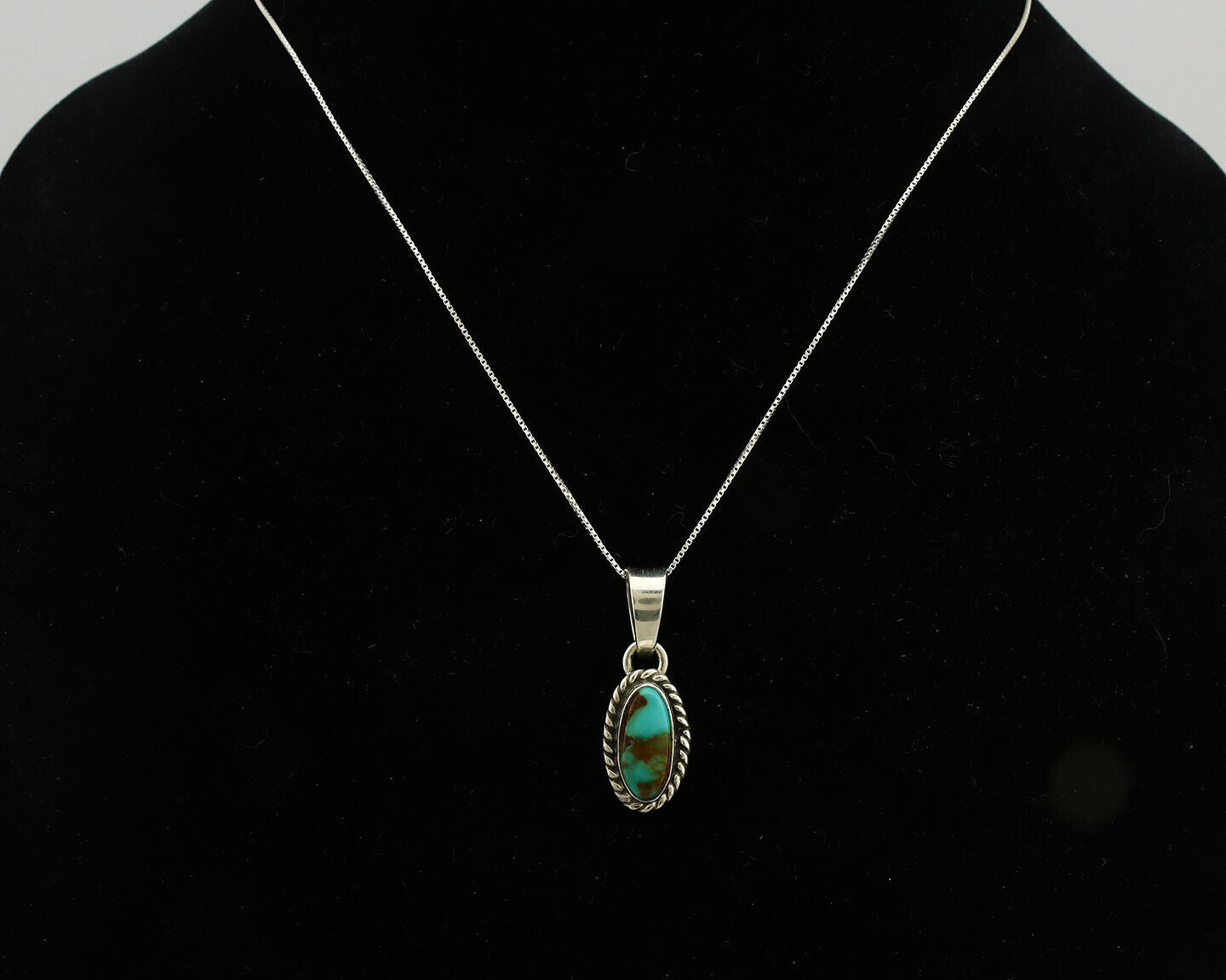 Navajo Necklace .925 Silver Arizona Turquoise Artist Gecko C.1980's